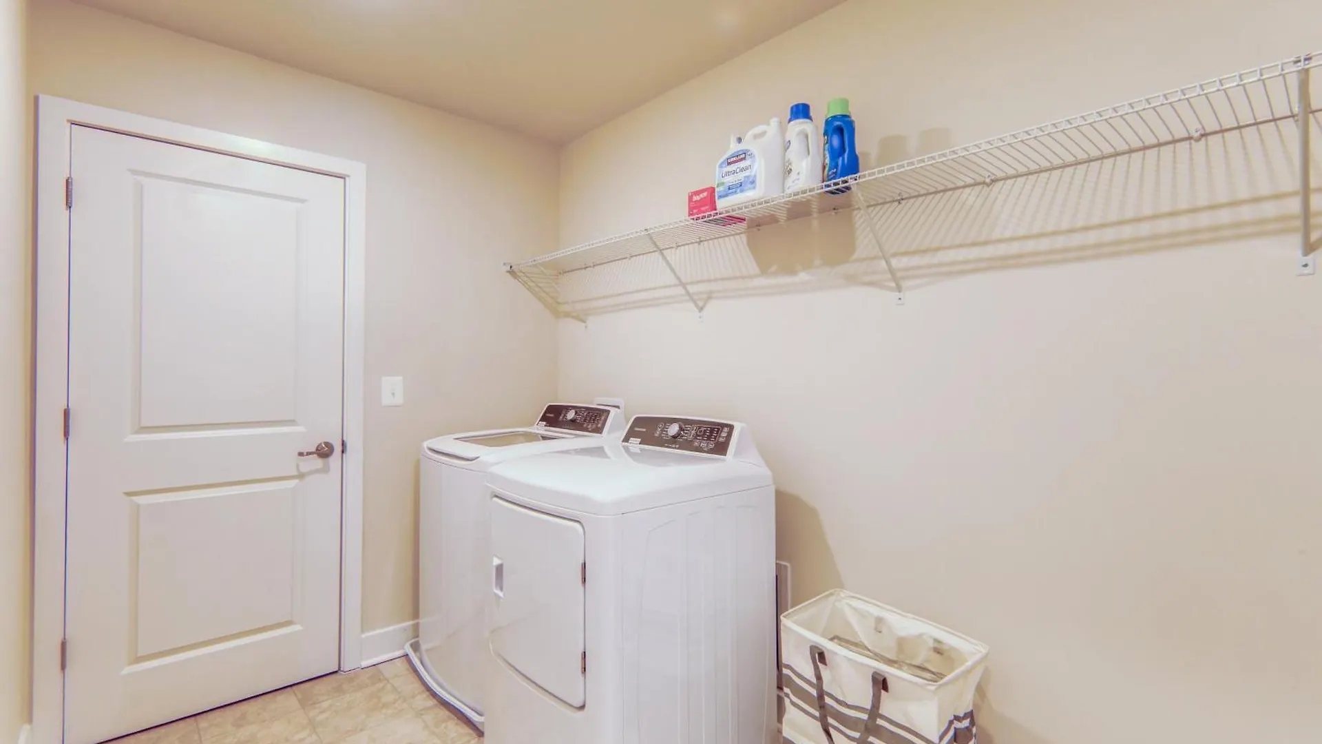 Holiday home New Coastal Gem Steps To Md & De Beaches 2-car Garage Sleeps 12 *
