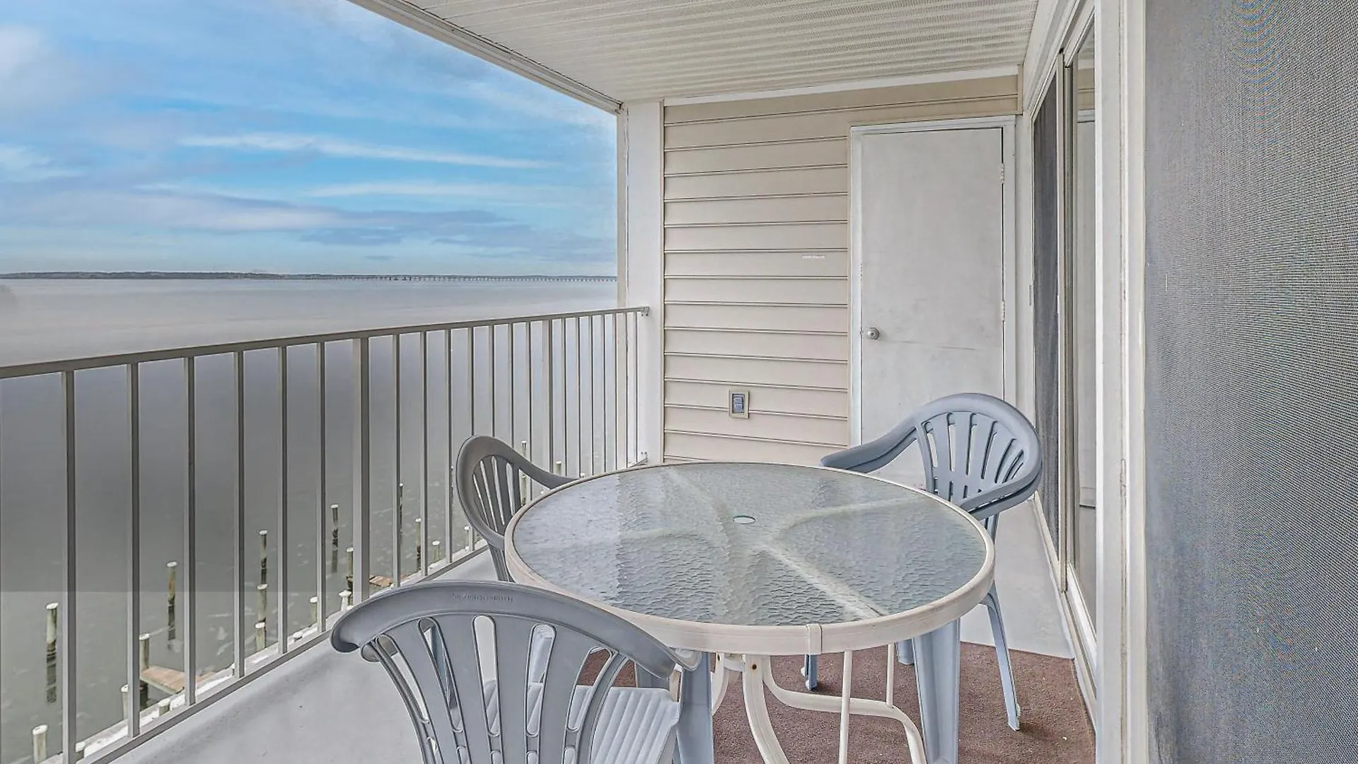 Holiday home Thunder Island *