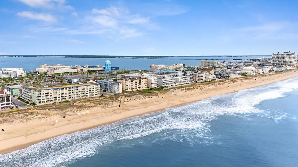 Spacious 4-bedroom Ocean Block Townhouse In Ocean City, Perfect For Families & Group Trips Ocean City