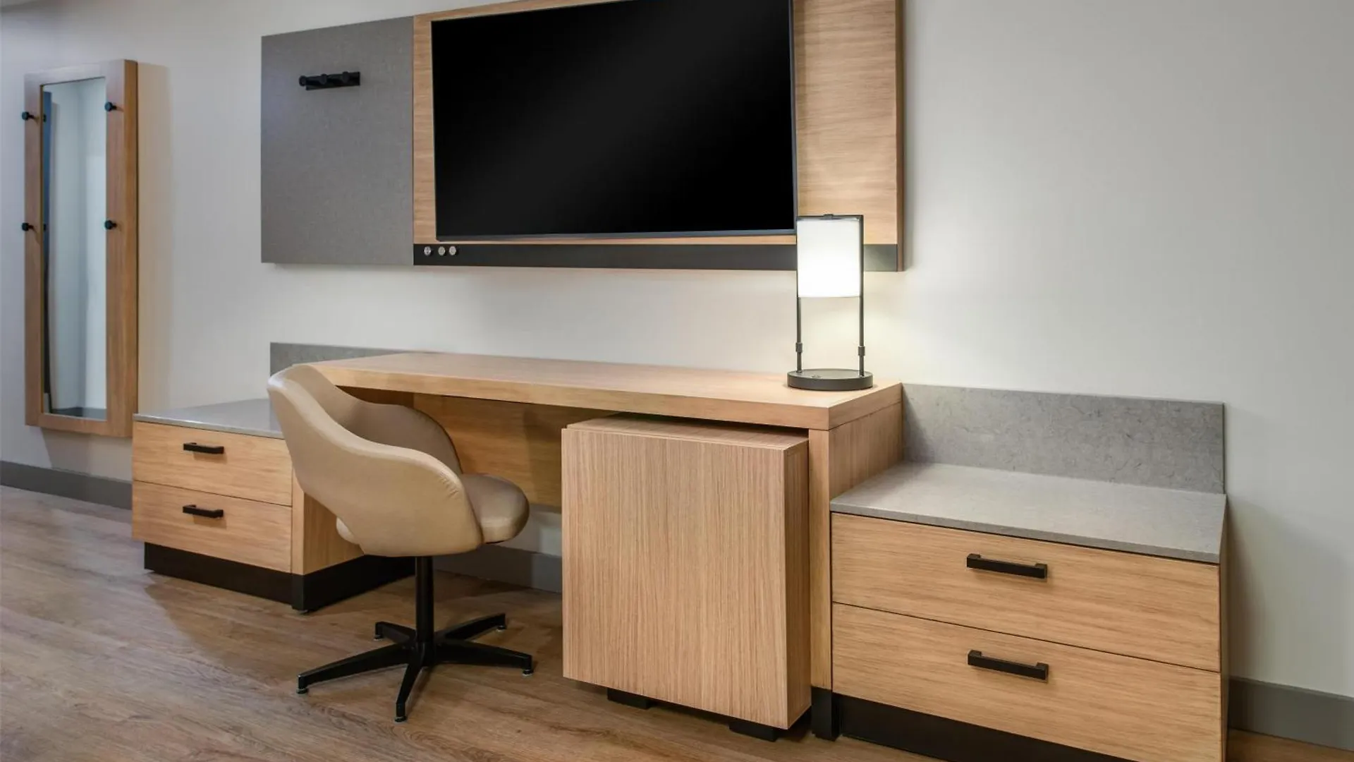 Hyatt Place Ocean Oceanfront 3*