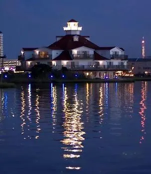 Lighthouse Club Hotel