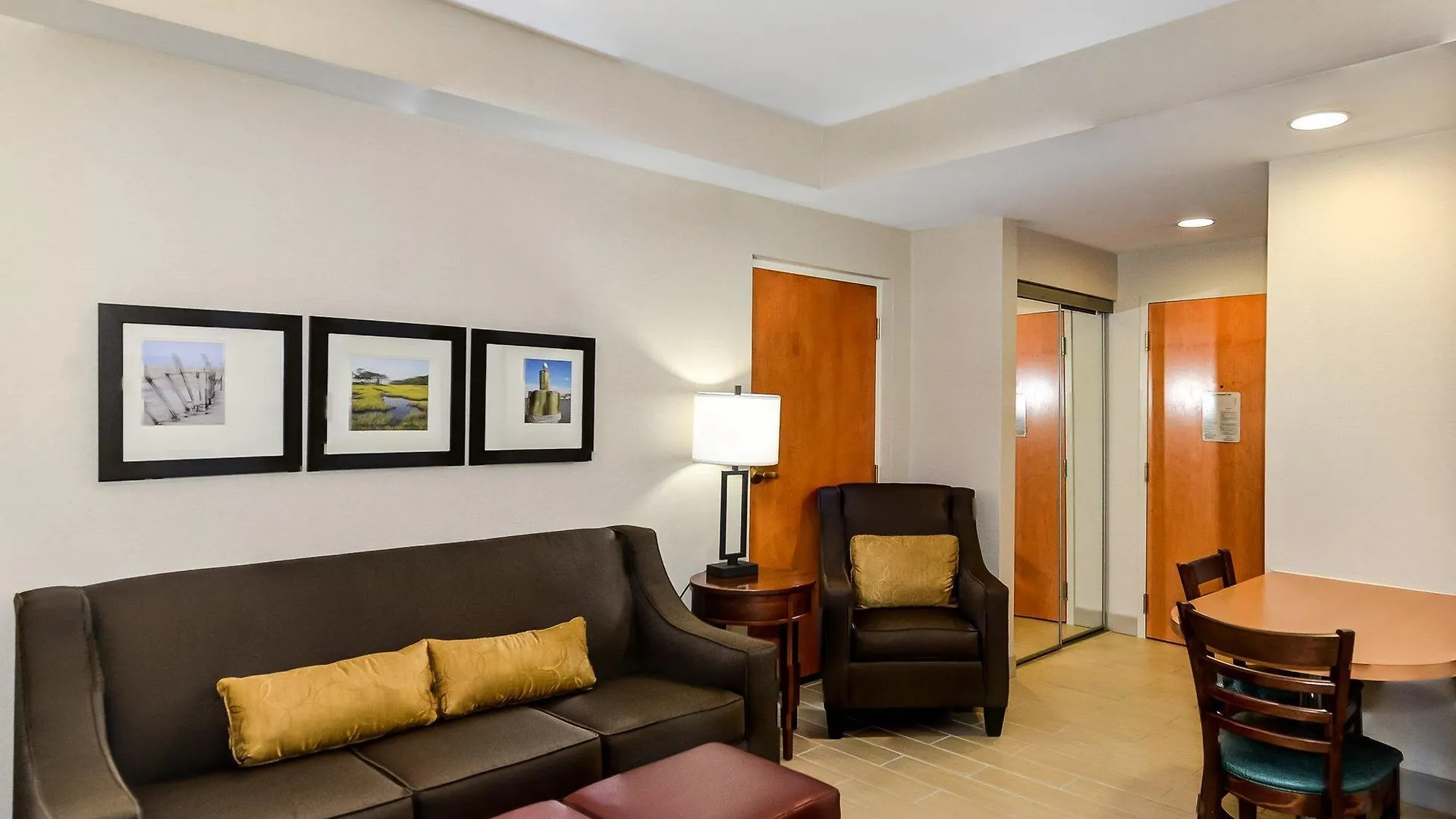 Hotel Comfort Ocean West West Ocean City