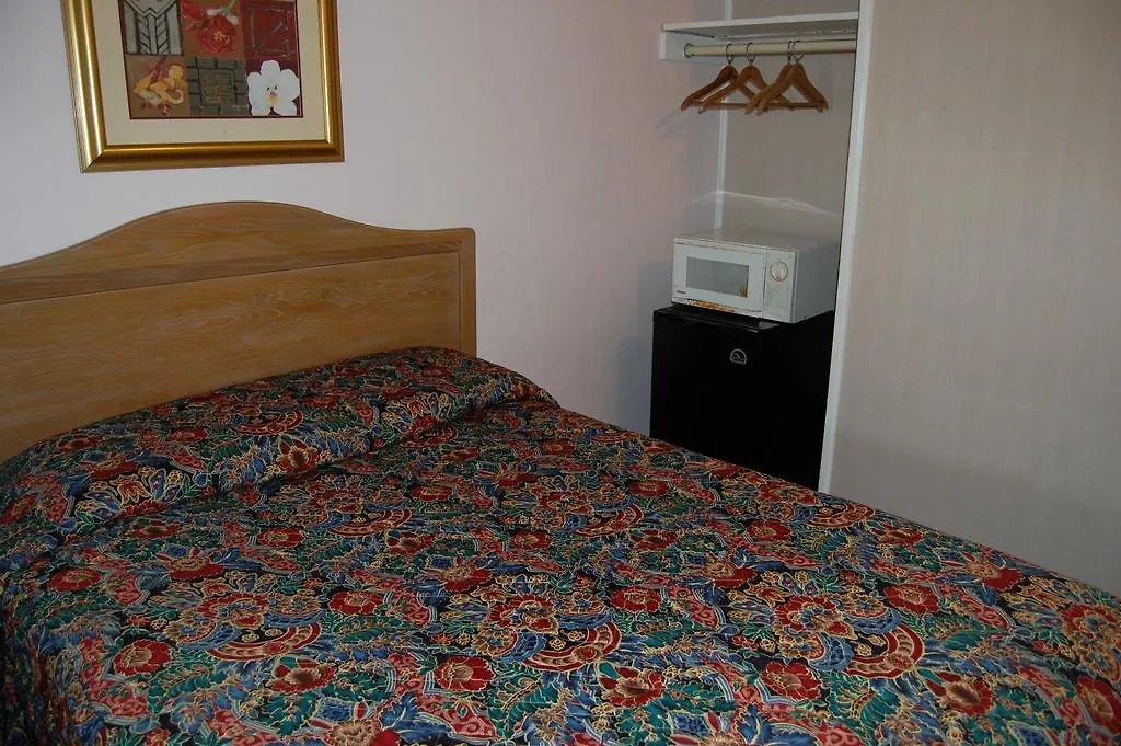 Hotel Sea Breeze Ocean Ocean City
