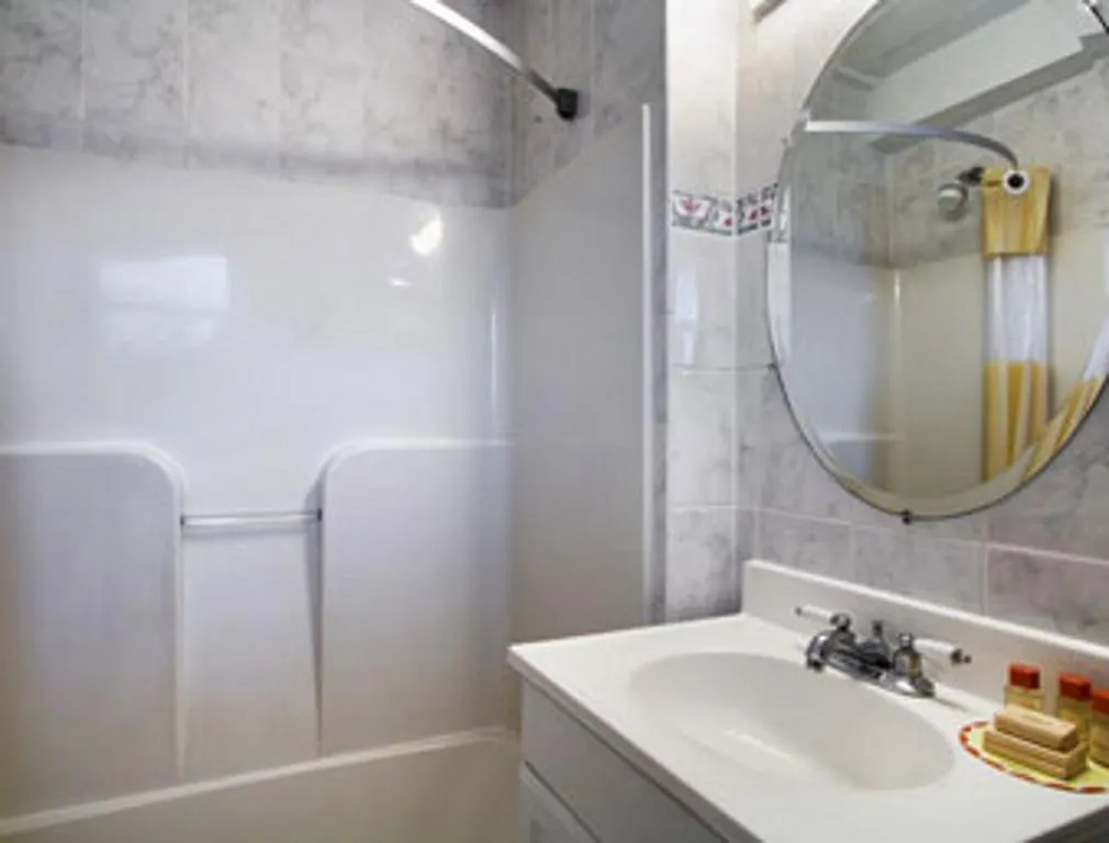 Hotel Days By Wyndham Ocean Oceanfront