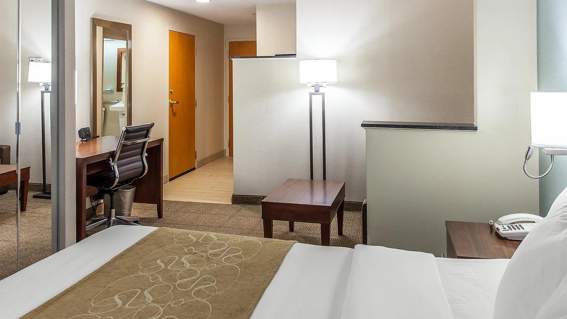 Comfort Ocean West Hotel 3*