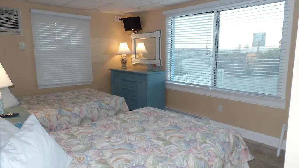 Windjammer Aparthotel 3*