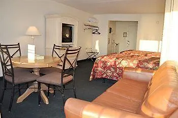 Dunes Court 2*