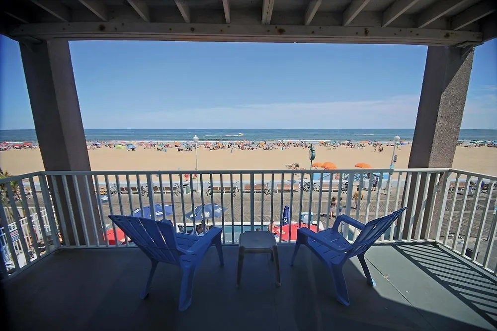 Flagship Oceanfront 2*