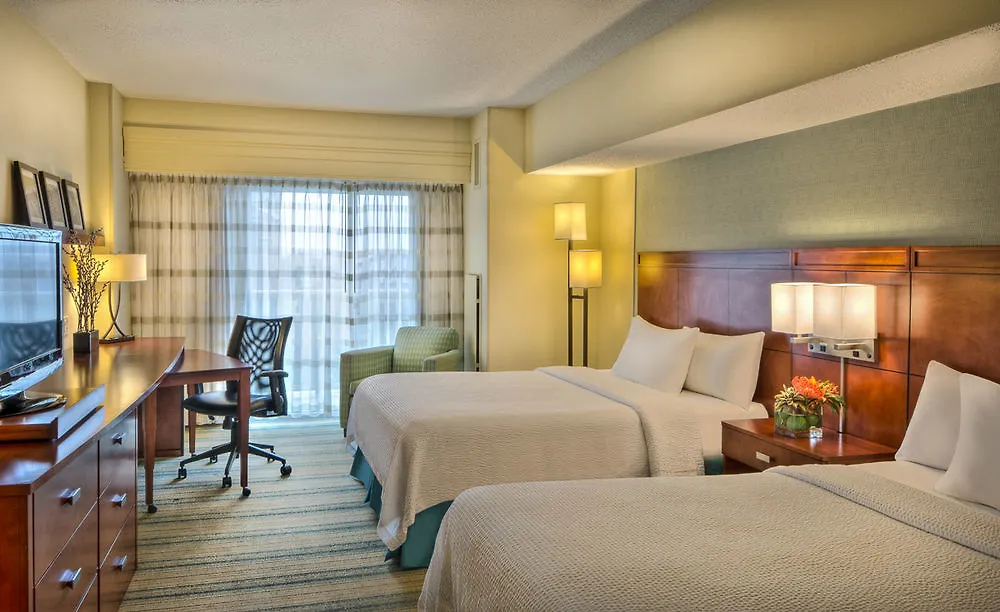 Courtyard By Marriott Ocean Oceanfront 4* Ocean City