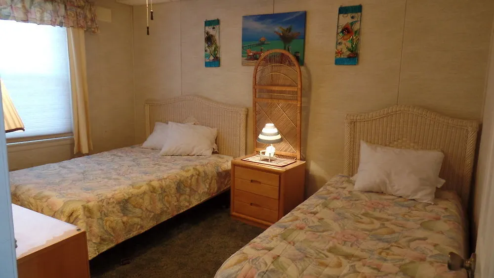Windjammer Aparthotel