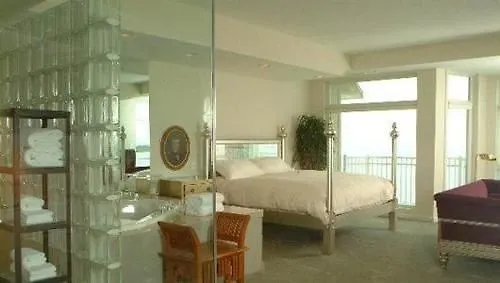Hotel The Edge At Fager's Island Ocean City
