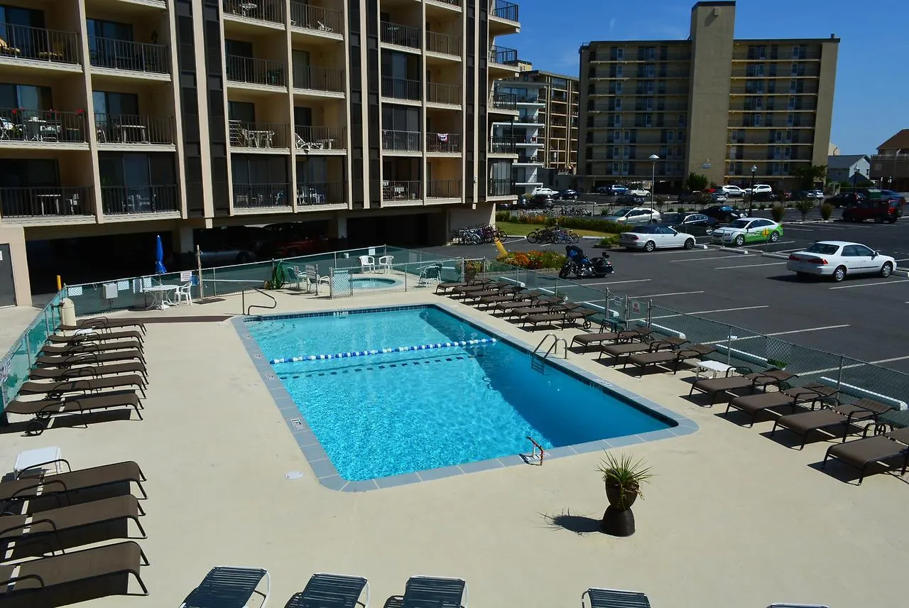 Bluewater East 603 N Apartment *