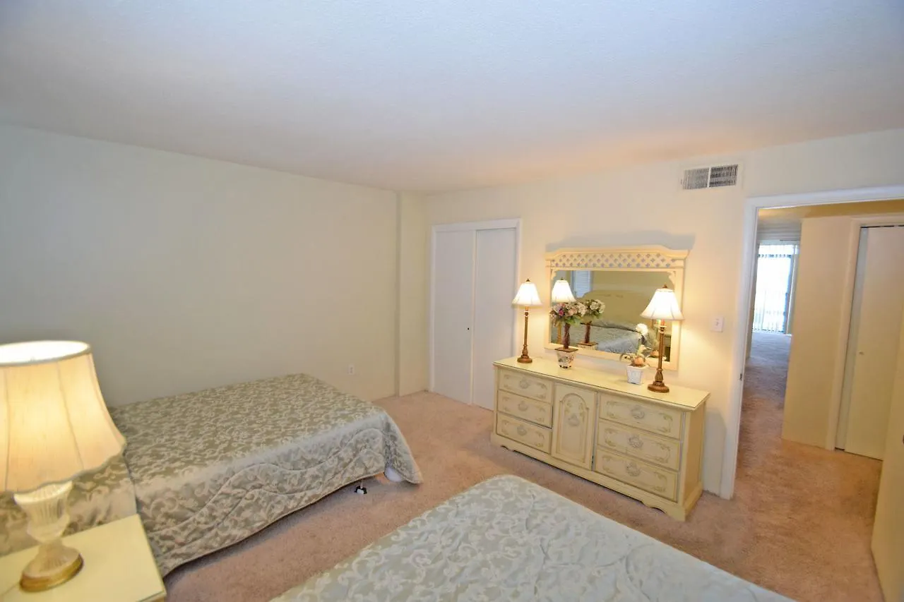 Fountainhead 702 Apartment