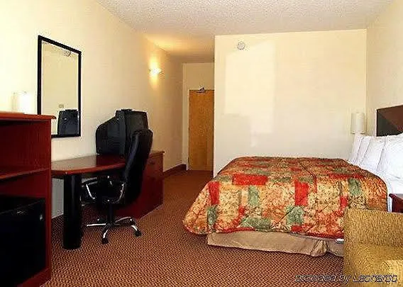 Gateway & Suites, Ascend Collection Hotel 2*