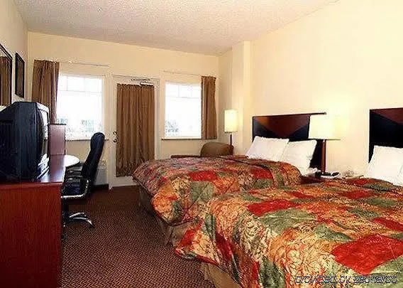 Gateway & Suites, Ascend Collection