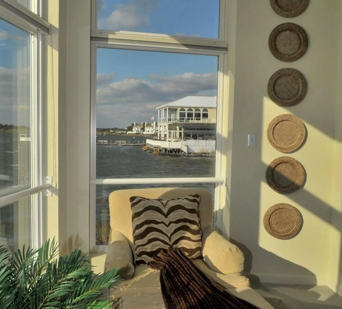 The Edge At Fager's Island Hotel 3*