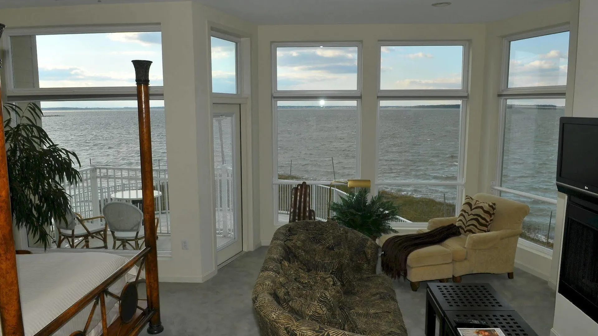 The Edge At Fager's Island 3* Ocean City