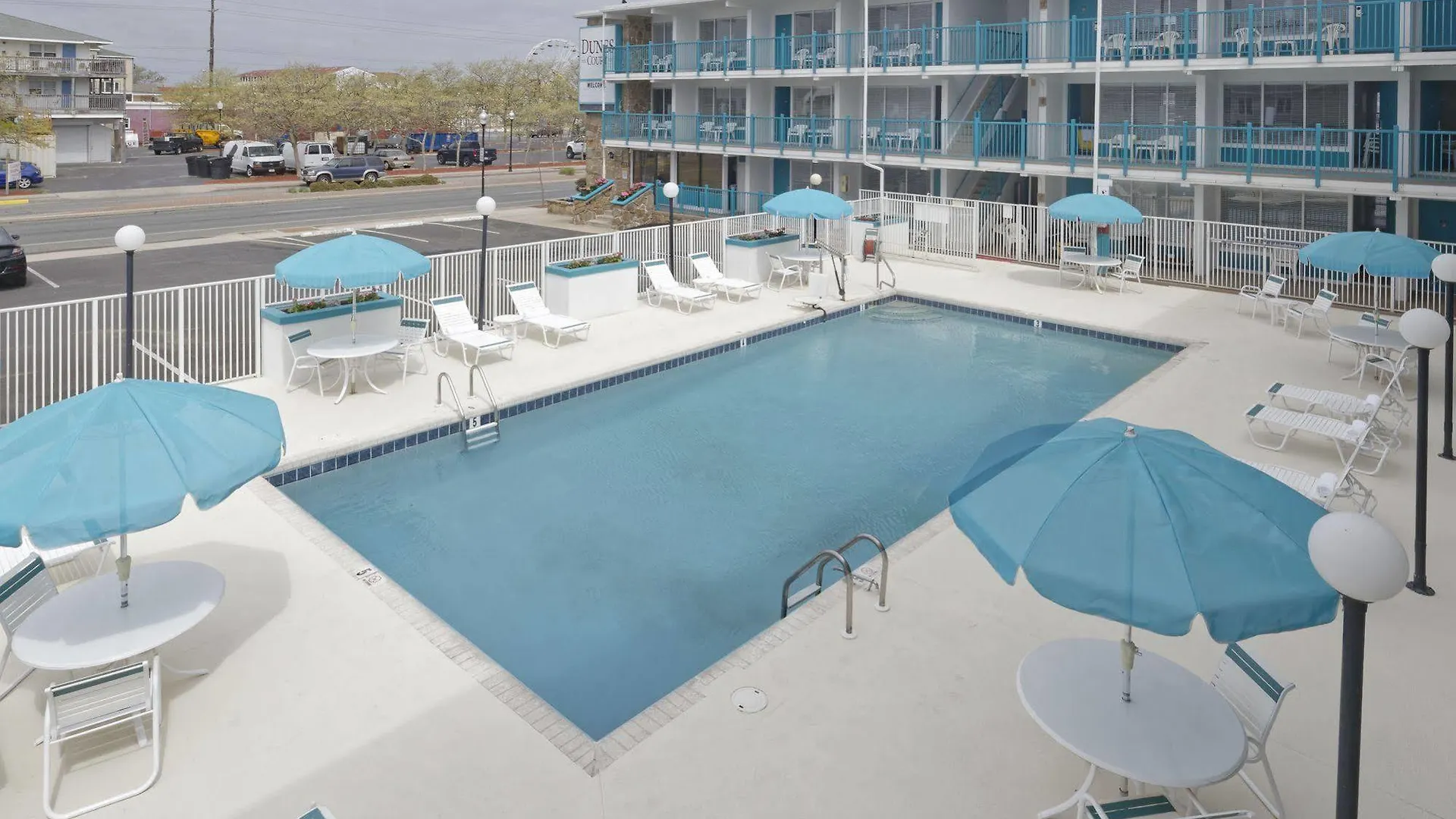 Dunes Court 2*