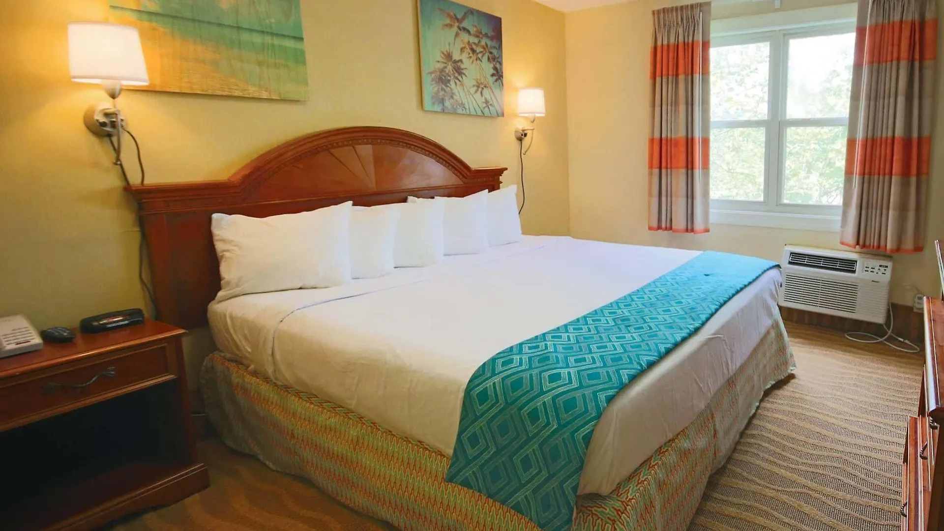 Plim Plaza Hotel