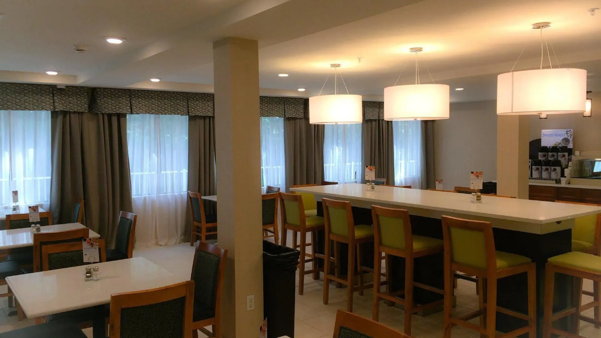 Hotel Express And West Ocean By Ihg 2*