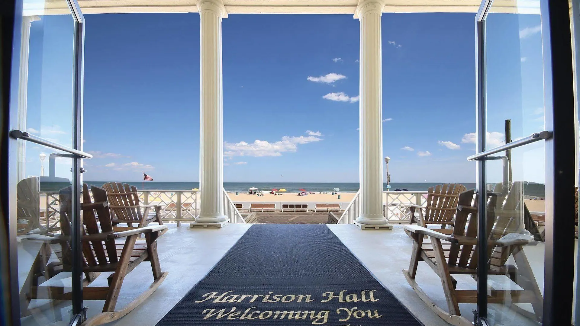 Hotel Harrison Hall