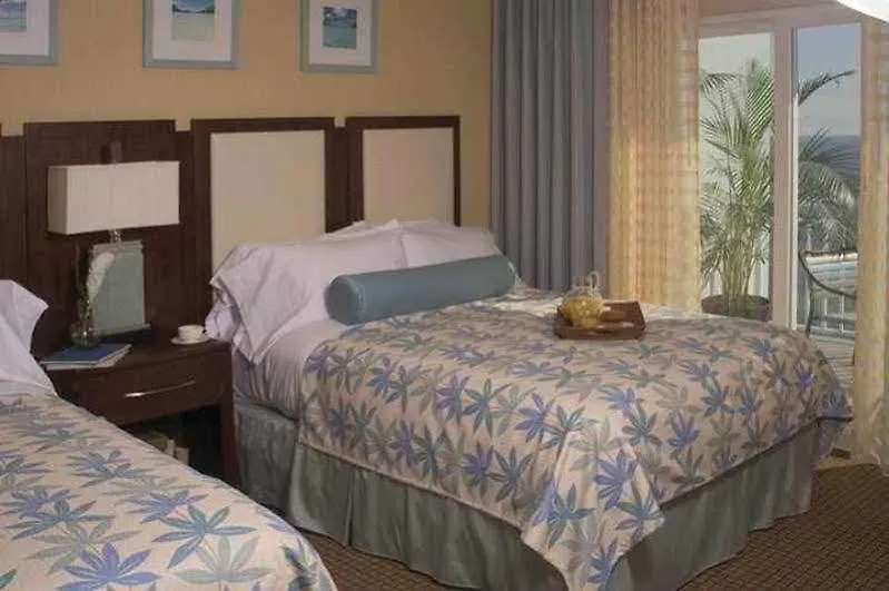 Hilton Ocean Oceanfront 4*