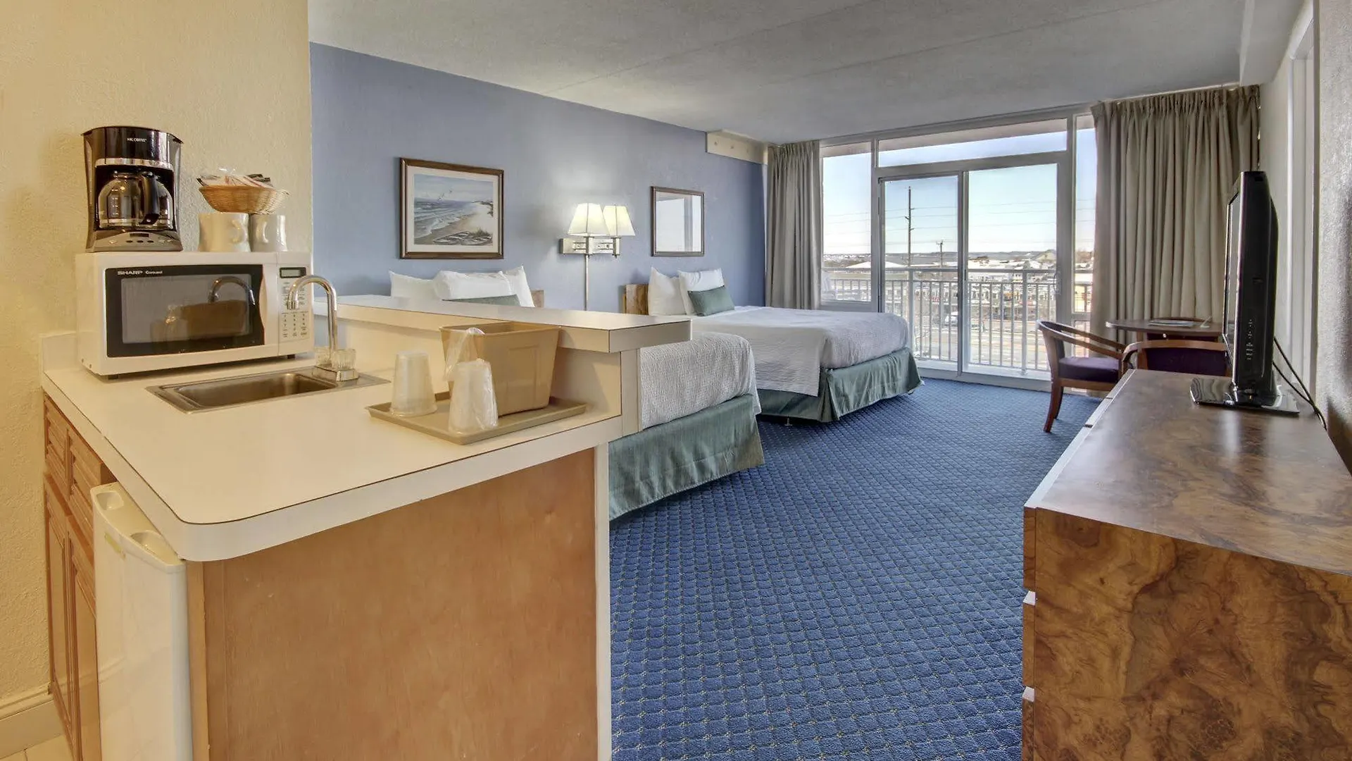 Hotel Carousel And