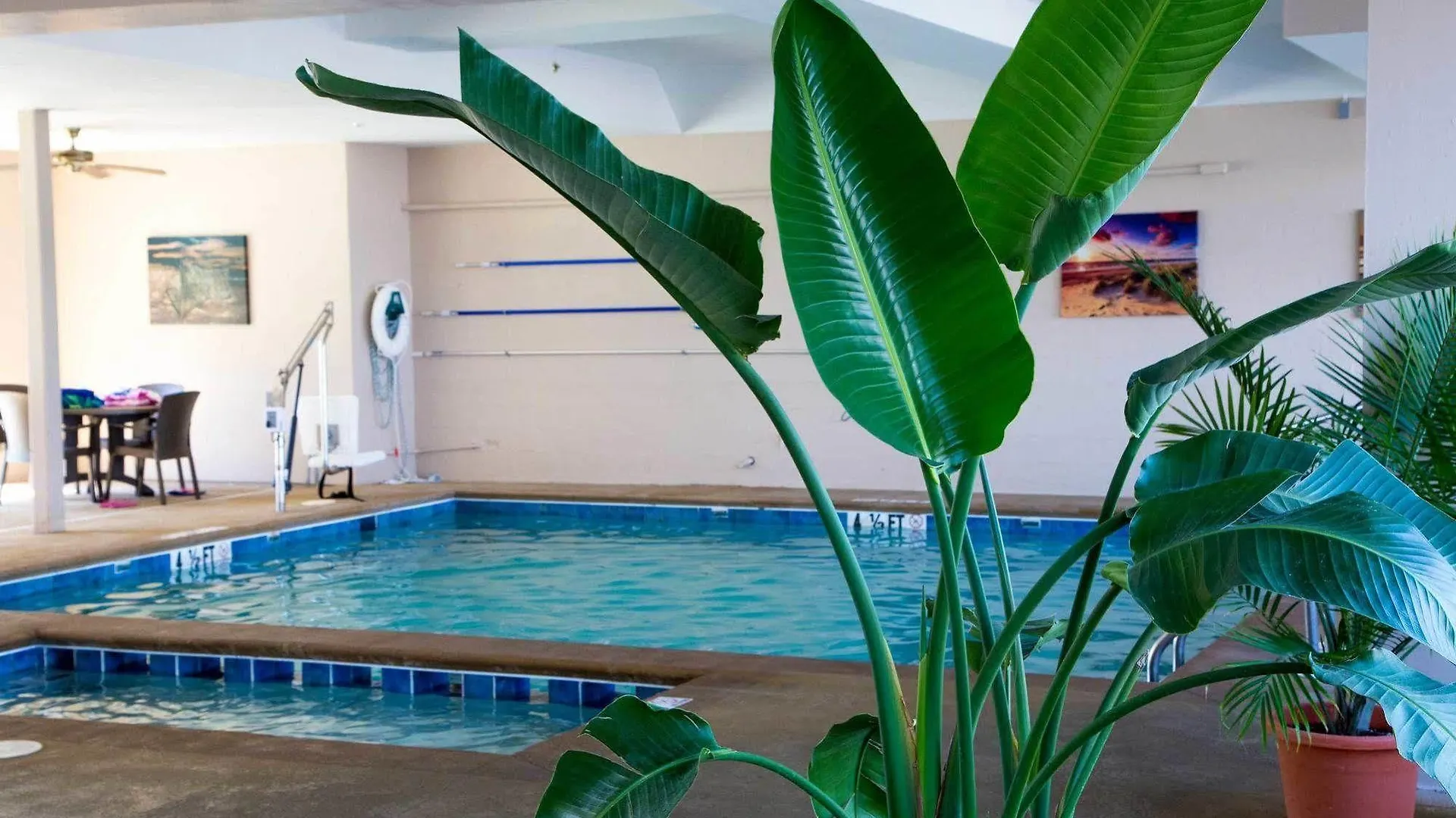 Flagship Oceanfront Hotel 2*