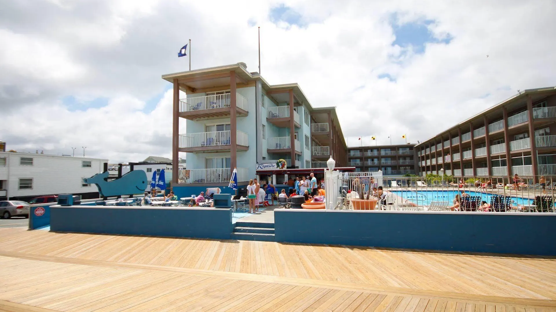 Flagship Oceanfront 2*