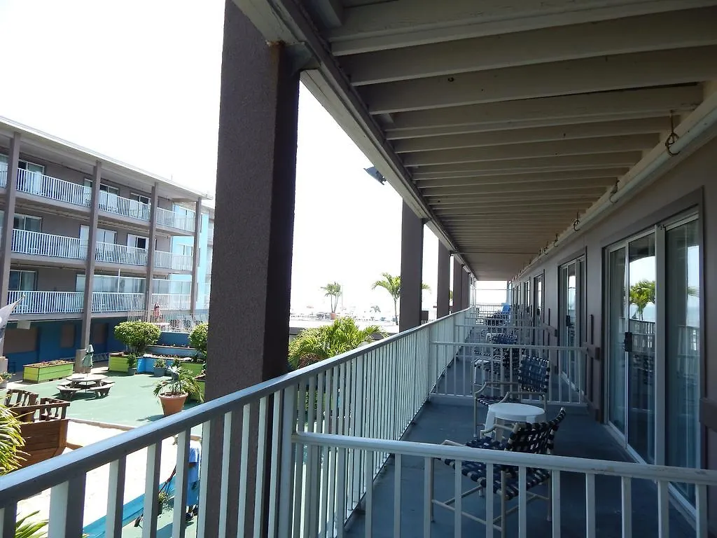 Flagship Oceanfront 2* Ocean City
