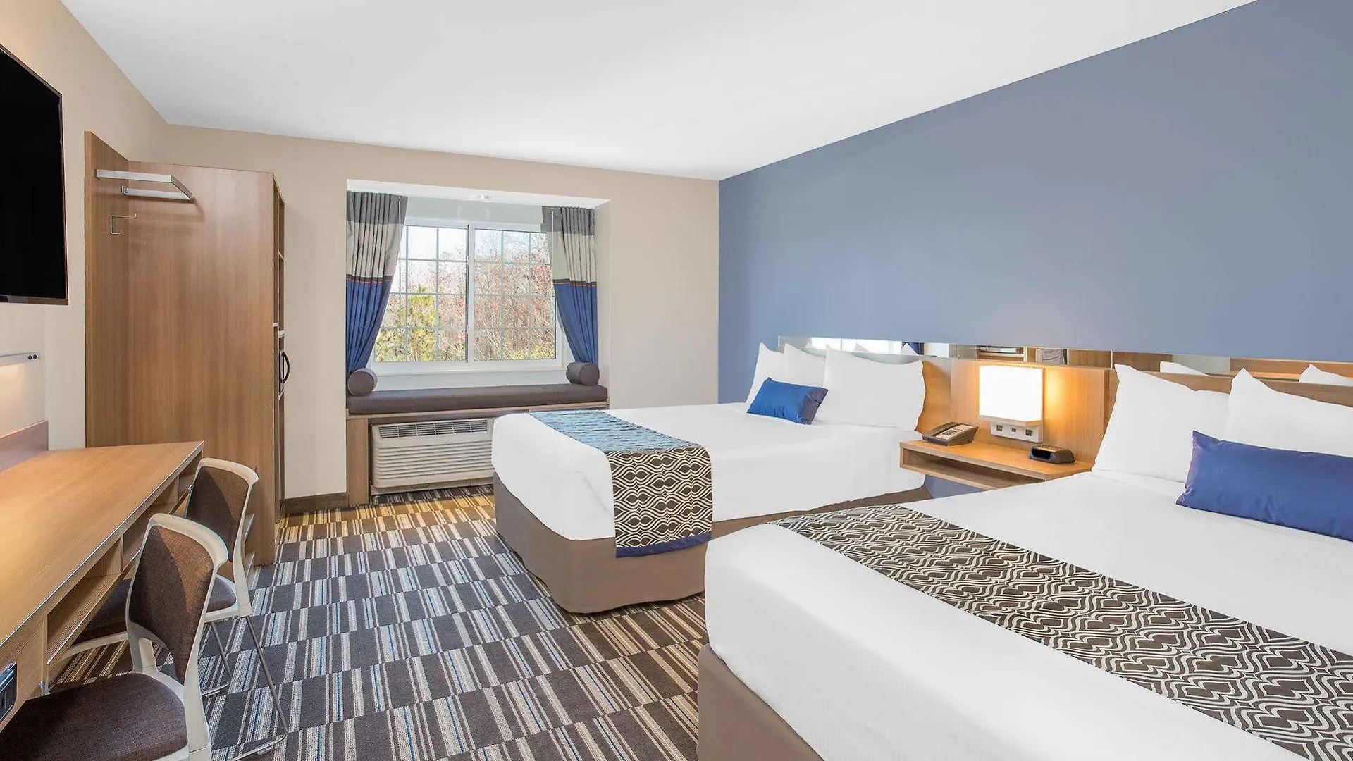 Microtel & By Wyndham Ocean Hotel