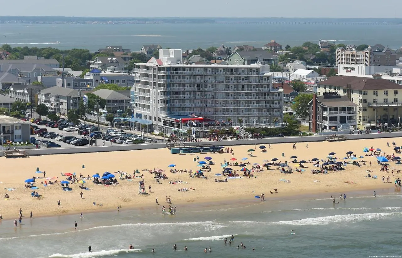 Commander & Hotel Ocean City