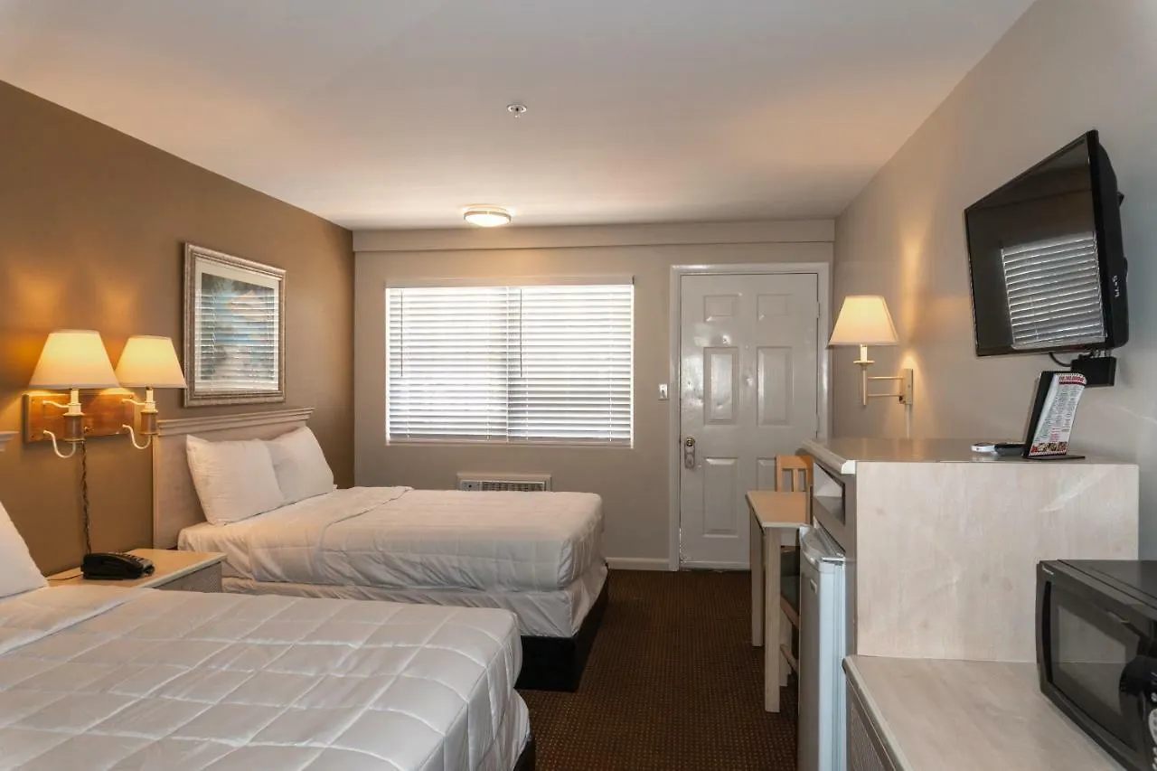 The Admiral Hotel/motel 2* אושן סיטי
