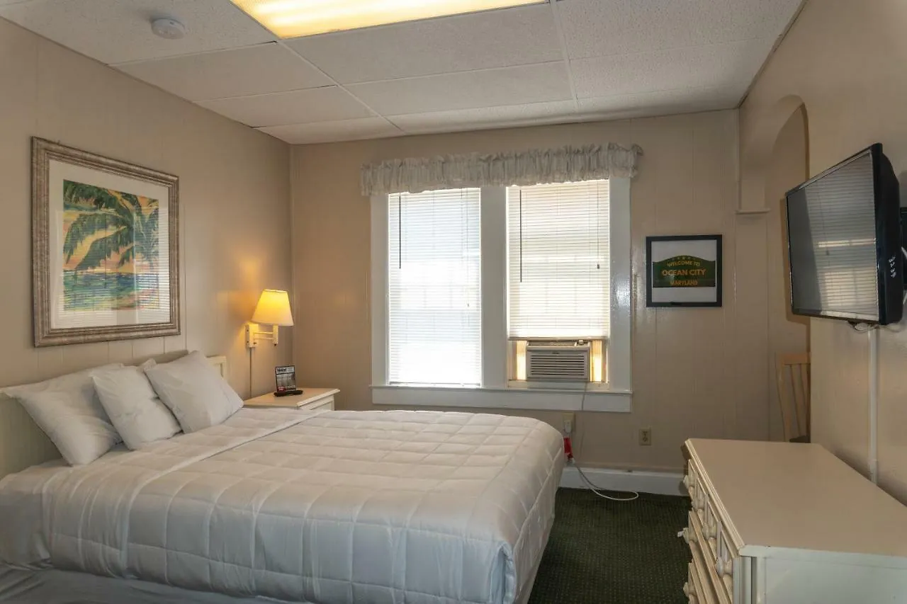 The Admiral Hotel/motel 2*
