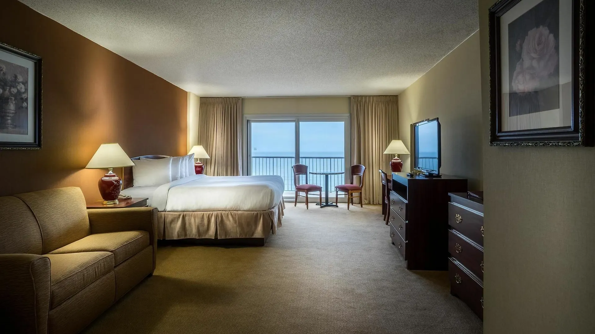 Grand Ocean Oceanfront 3* Ocean City