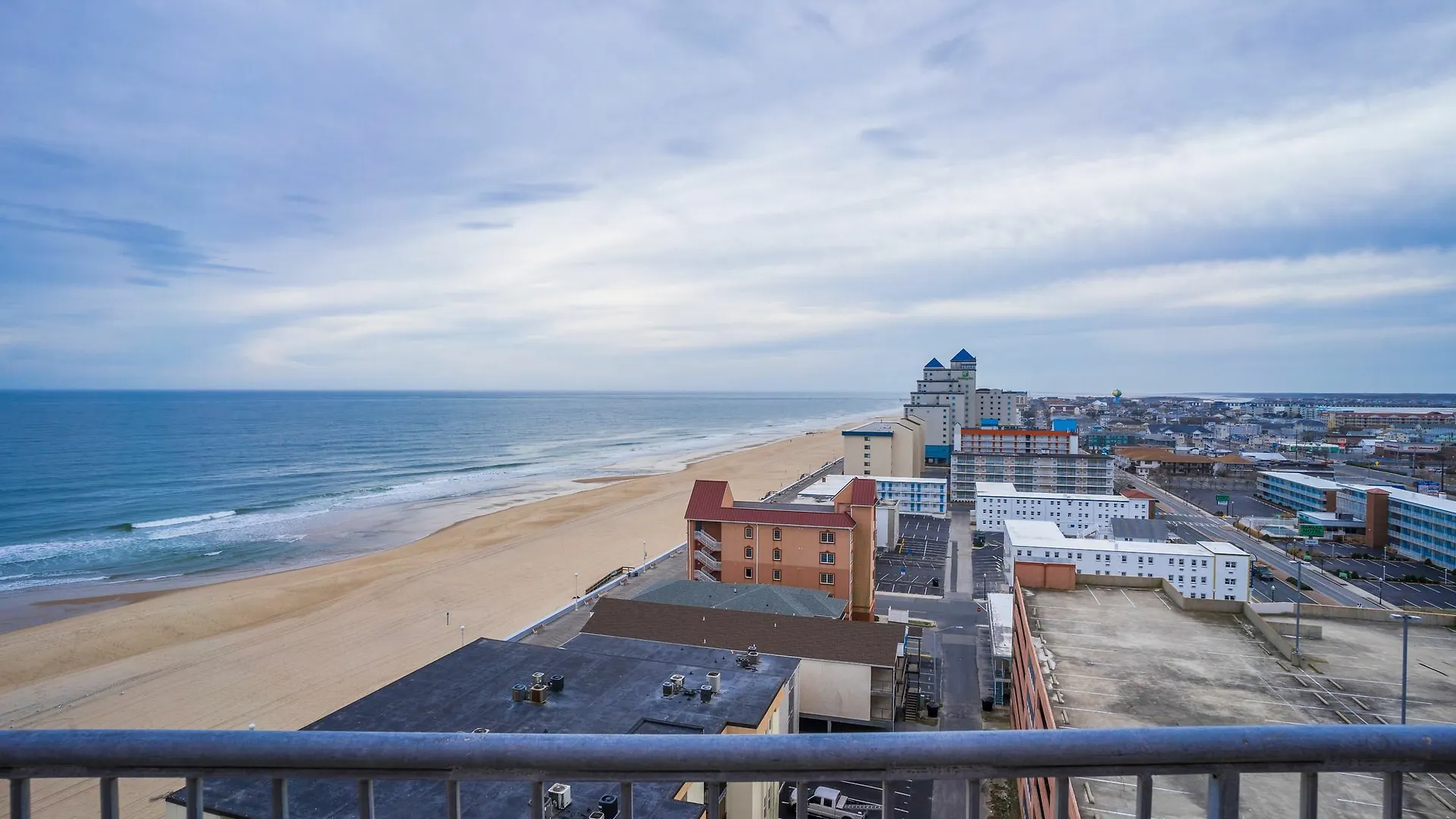 Grand Ocean Oceanfront Hotel 3*