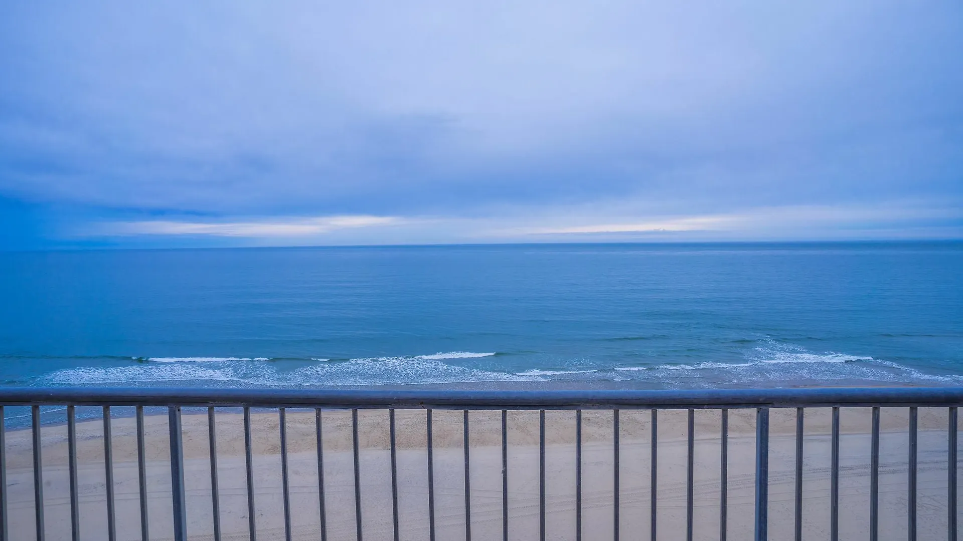 Grand Ocean Oceanfront Hotel 3*