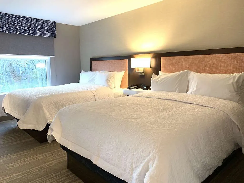 Hotel Hampton & Ocean West
