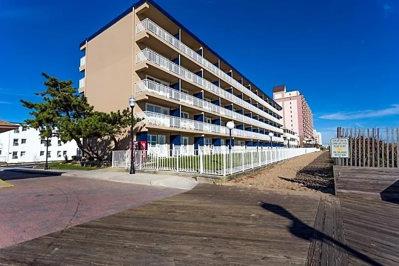 Hilton Garden Ocean Oceanfront מלון אושן סיטי