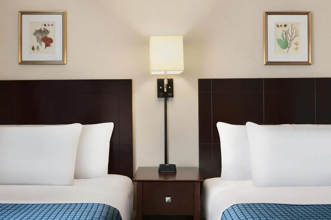Hotel Harrison Hall 2*