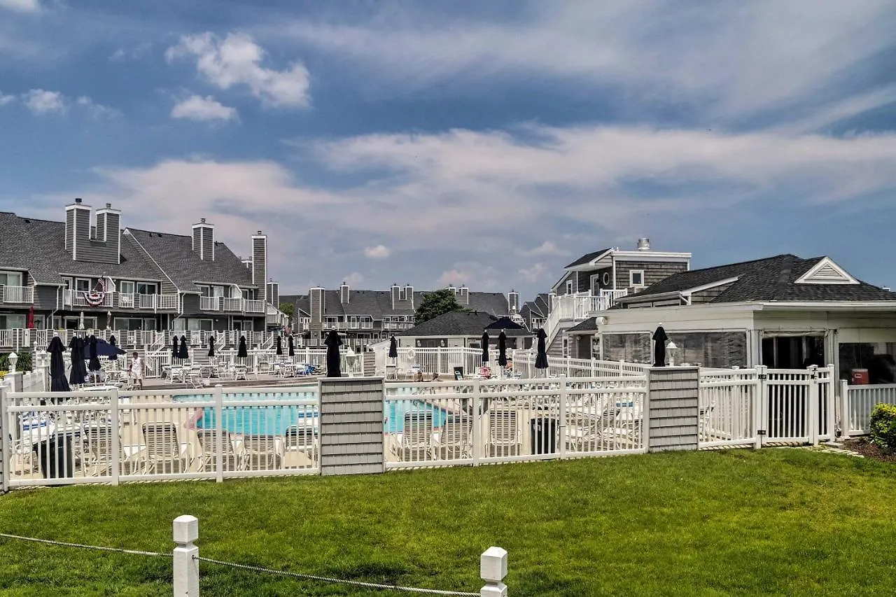 Bayfront Ocean Pool And Boardwalk Access Apartment *