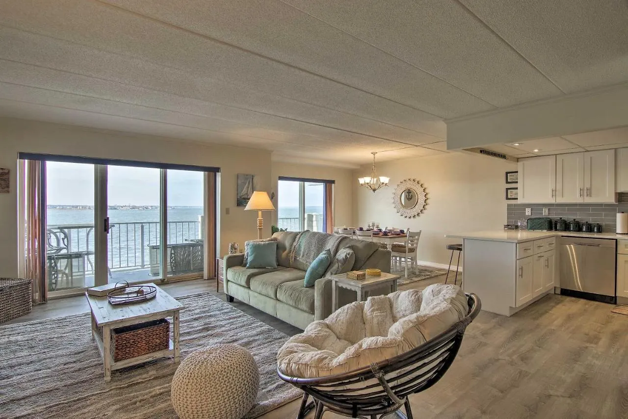 Bayfront Ocean Pool And Boardwalk Access Apartment Ocean City