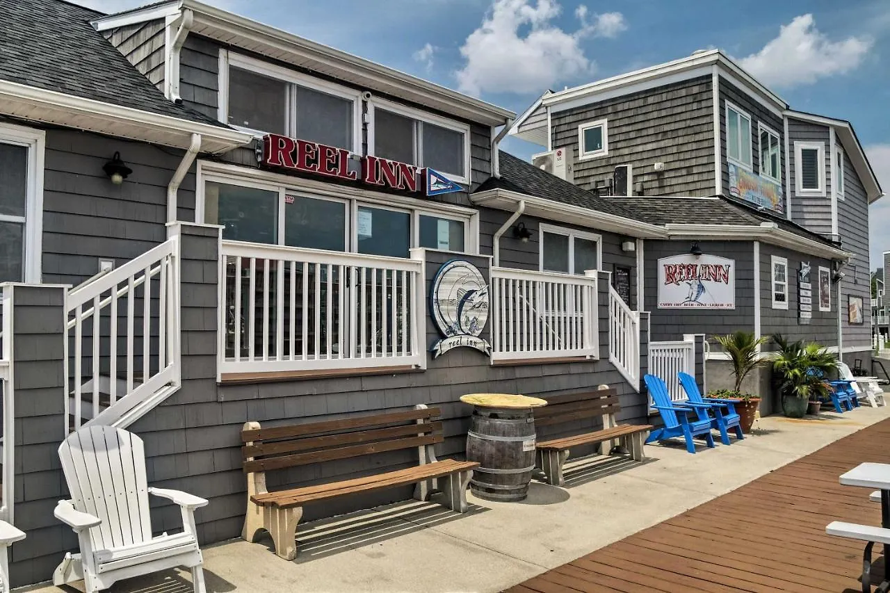 Bayfront Ocean Pool And Boardwalk Access Ocean City