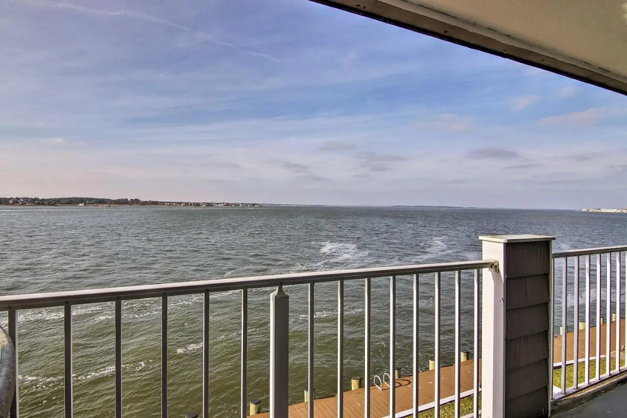 Bayfront Ocean Pool And Boardwalk Access Ocean City