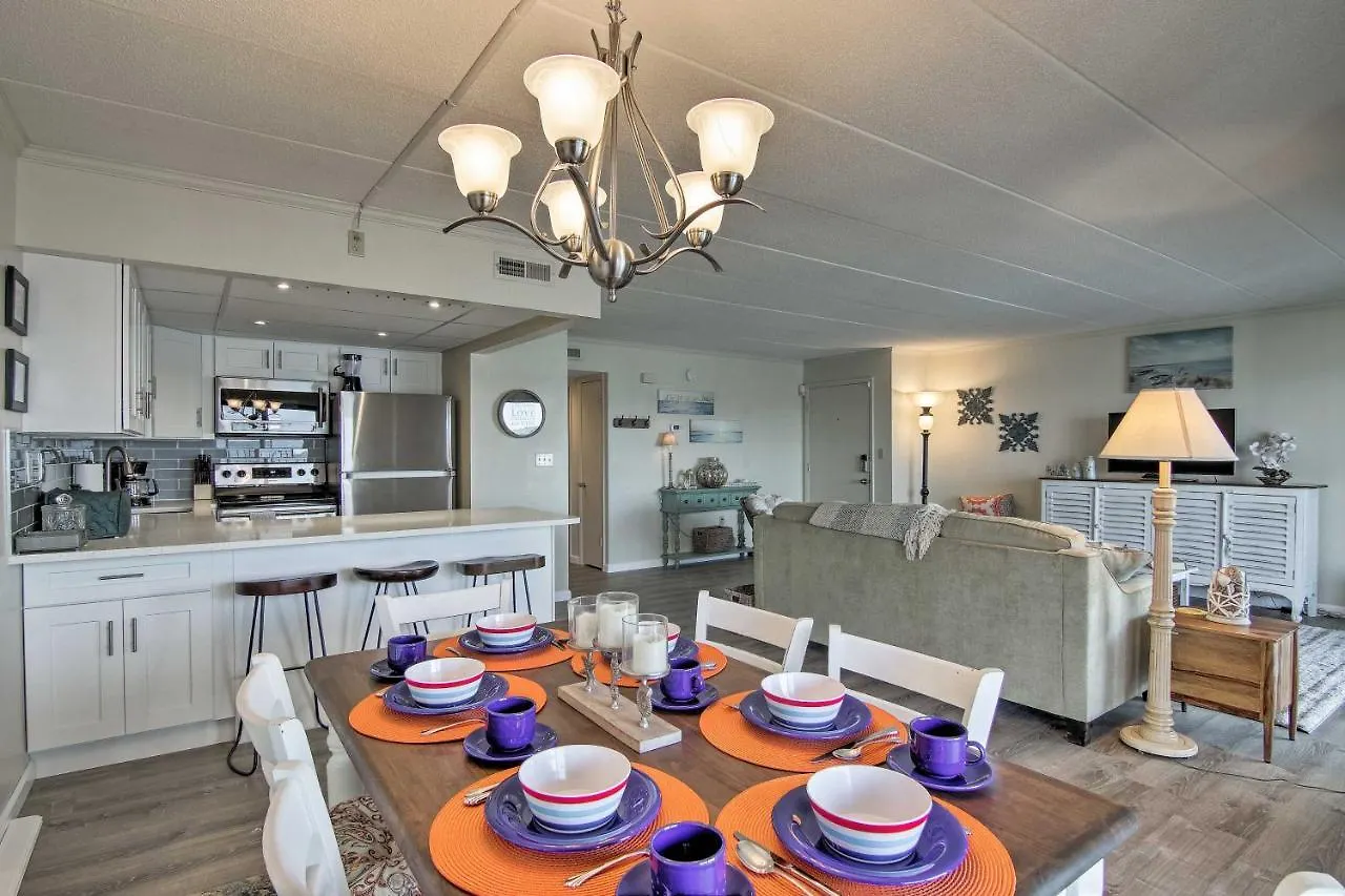 Apartment Bayfront Ocean Pool And Boardwalk Access