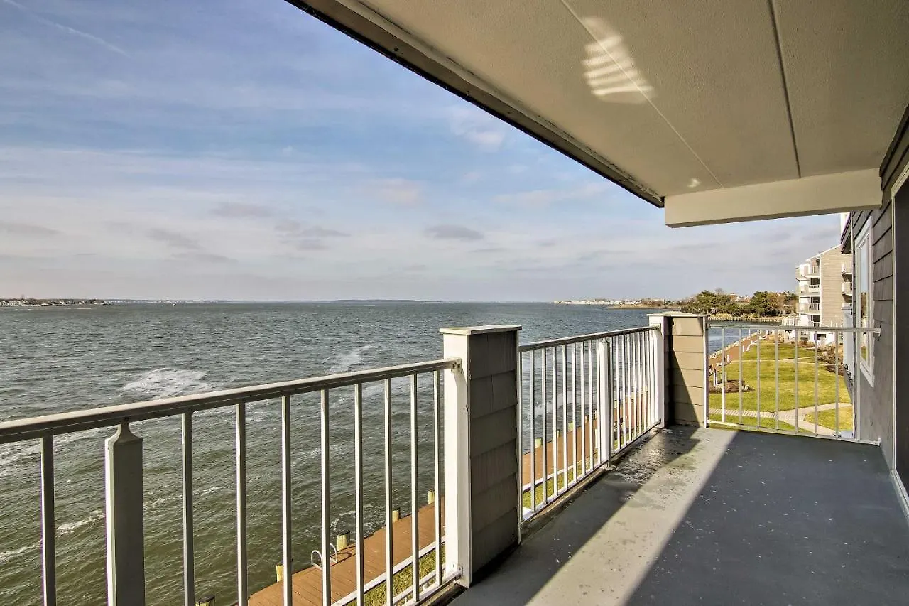 Bayfront Ocean Pool And Boardwalk Access *