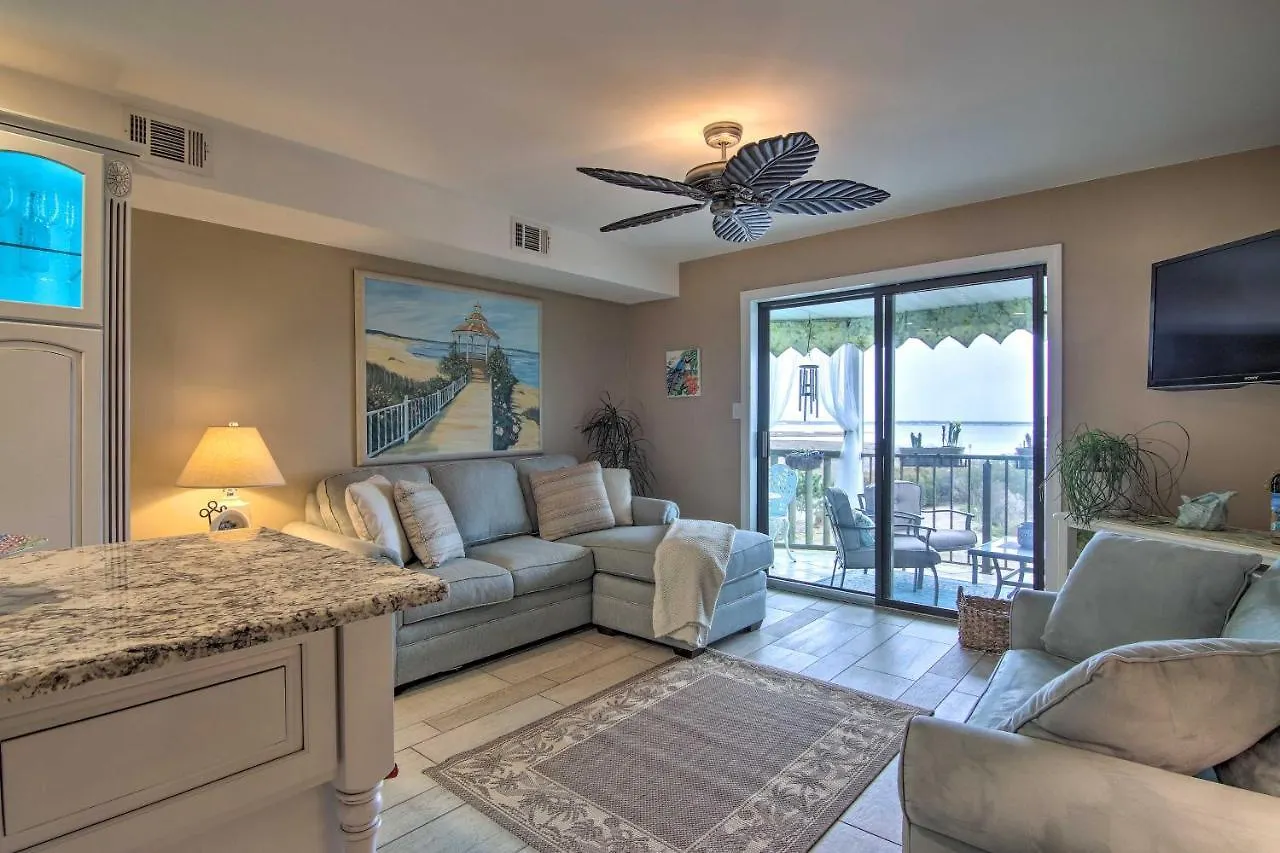 Midtown Ocean Walk To And Dining Apartment