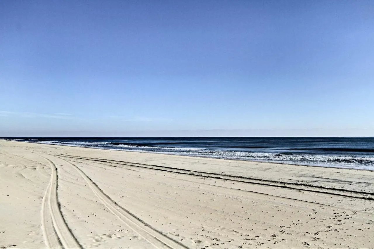Ocean With Balcony - Walk To Beach! Apartment *