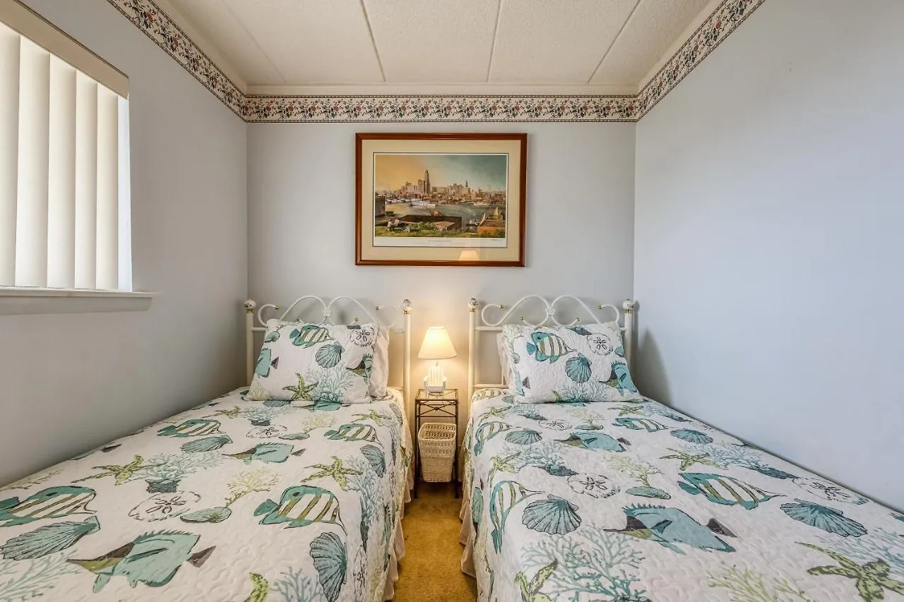Anchors Aweigh Apartment *