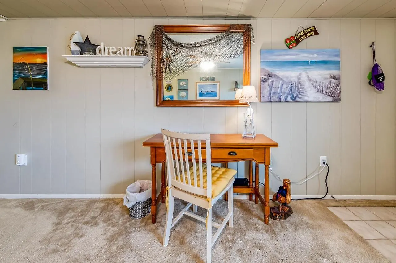 Sea Lofts Apartment